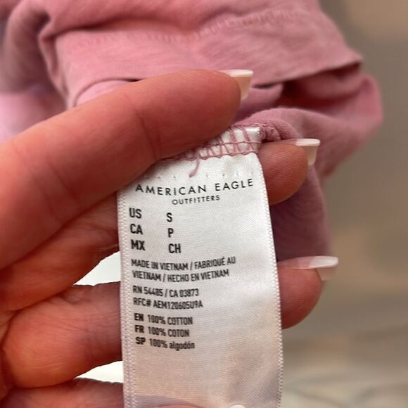 American Eagle Soft Slub Dip Dye Graphic T-shirt. Size Small. - Picture 5 of 6